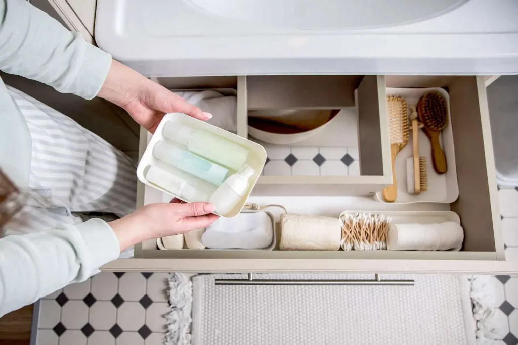 Practical Habits That Keep Clutter Away